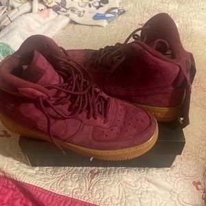 Burgundy NIKE AIR SHOES NOT WORN AT ALL